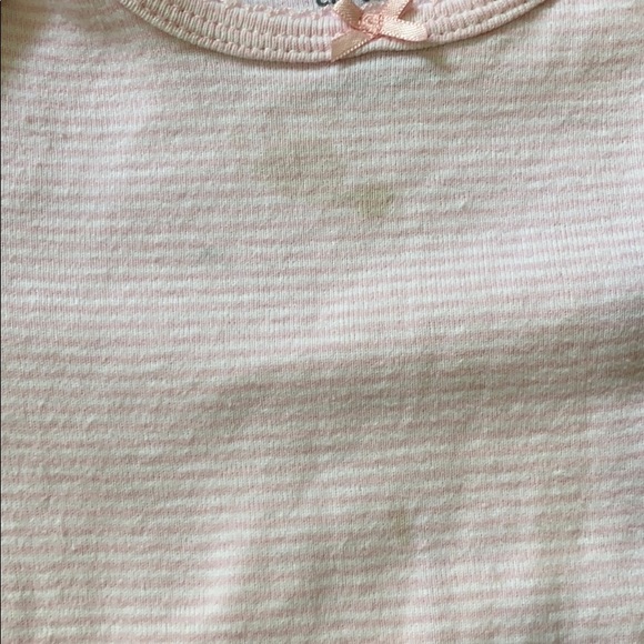 Baby girl onsie - Picture 2 of 4